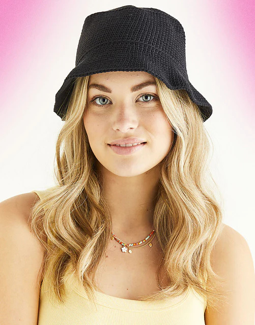 10560 Crochet Bucket Hat by Sirdar - Image 2