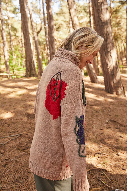 10694 Hedgerow Sweater by Sirdar - Image 4
