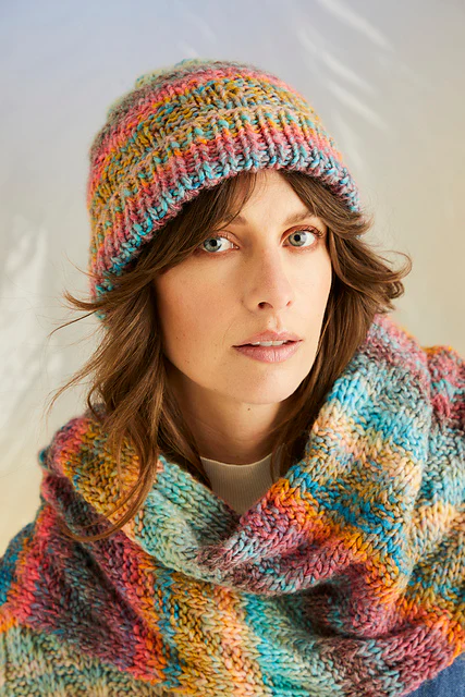 10710 Sea Breeze Hat and Scarf by Sirdar - Image 3