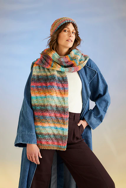 10710 Sea Breeze Hat and Scarf by Sirdar - Image 4