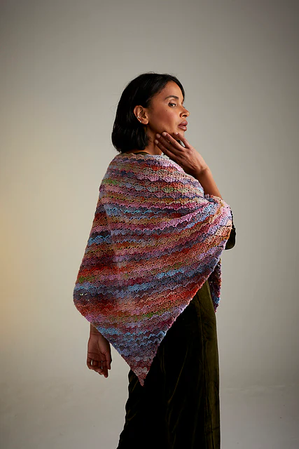 10722 Best in Show Shawl by Sirdar - Image 3