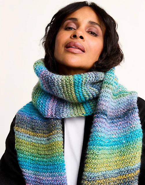 10807 Strata Tie Scarf by Sirdar - Image 2