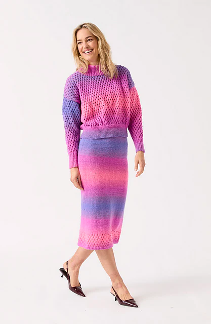 10842 Togetherness Two Piece by Sirdar - Image 4