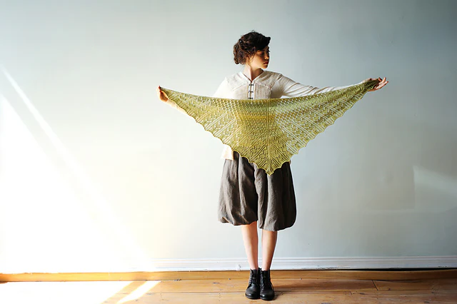 Alaria Shawl by Leah B. Thibault - Image 2