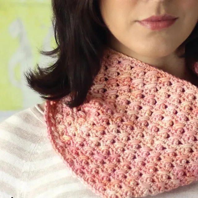 Aloe Cowl by Little Doolally - Image 2