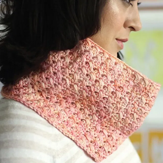Aloe Cowl by Little Doolally - Image 4
