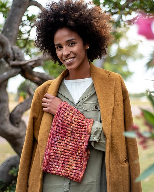Amaranto Cowl by Kristel Nieves - Image 3