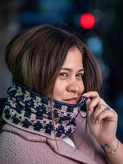 Arrow Cowl by Mia Rinde