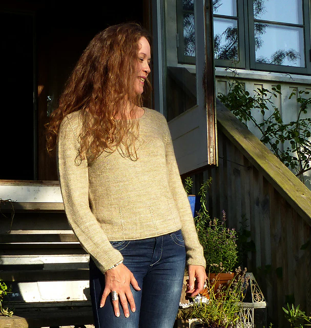 Åsa Tricosa Ziggurats: 16 Elegantly Seamless Knits - Image 11
