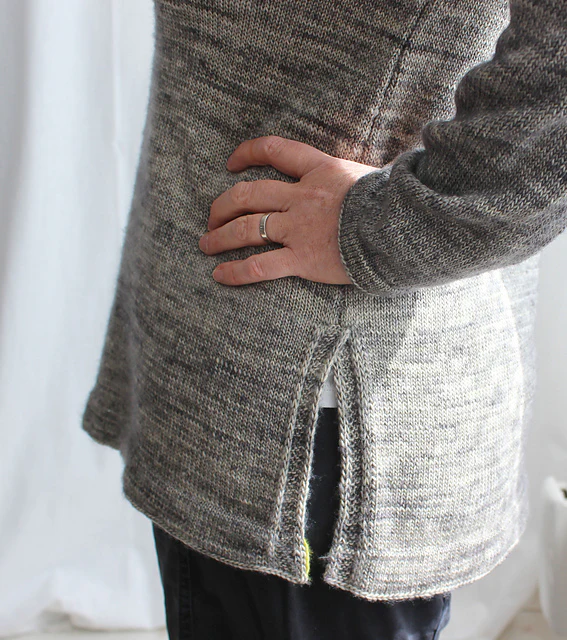 Åsa Tricosa Ziggurats: 16 Elegantly Seamless Knits - Image 8