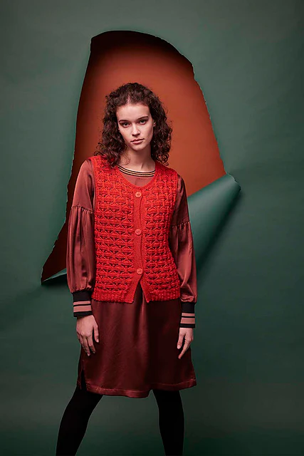 Ashanti Vest by LANGYARNS SWITZERLAND - Image 3