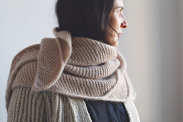 Askell shawl by Solenn Couix-Loarer - Image 4