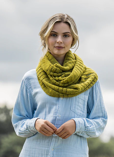 Bellview Crochet Wrap by Bobbi IntVeld - Image 2