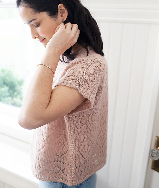 Boxy Lace Tee by Churchmouse Yarns and Teas - Image 3
