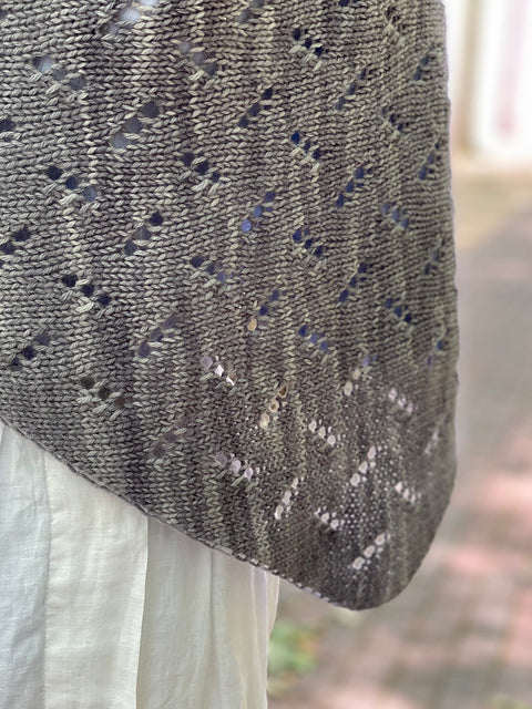 Carriage Ride Shawl by Plucky Knitter Design - Image 2