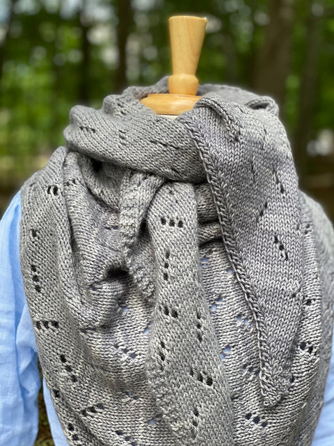 Carriage Ride Shawl by Plucky Knitter Design - Image 5