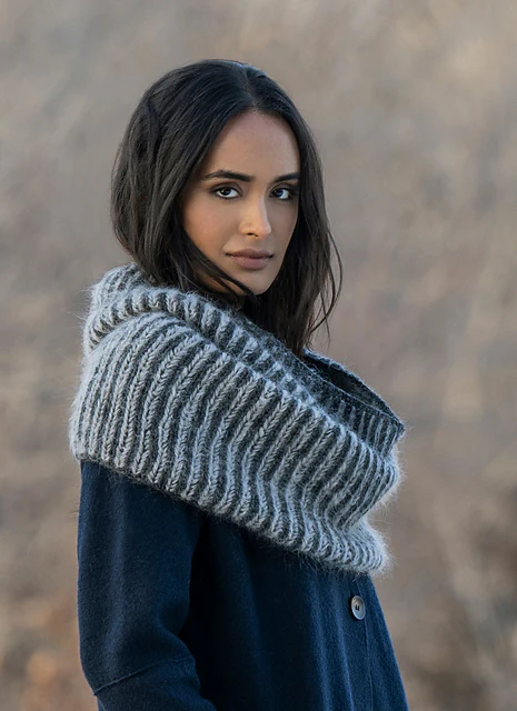 Castle Rock Cowl by Mary Pranica - Image 4