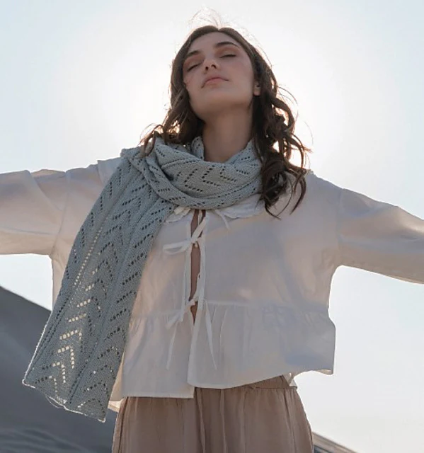 Celeste shawl by Vanessa Coscarelli Black - Image 2