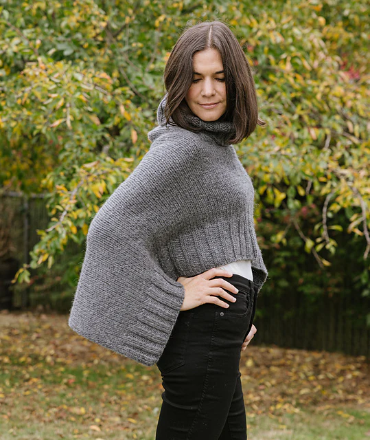 Chunky Seamless Poncho by Churchmouse Yarns & Teas - Image 3