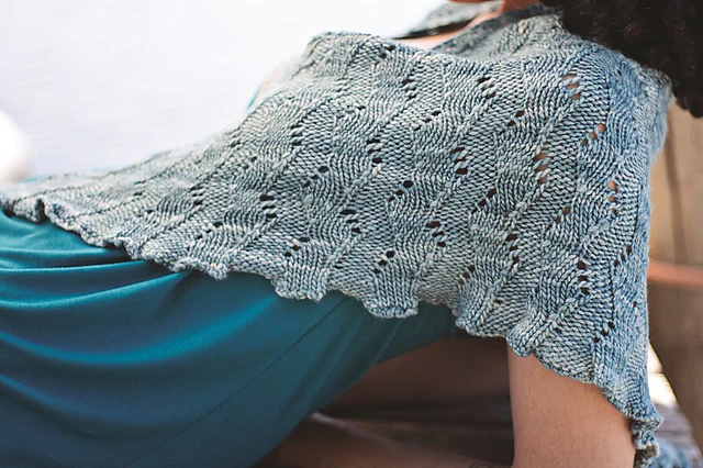 Corriente Shawl by Tori Gurbisz - Image 2