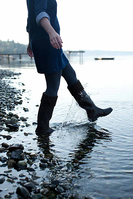 Cozy Boot Cuffs by Churchmouse Yarns and Teas - Image 4