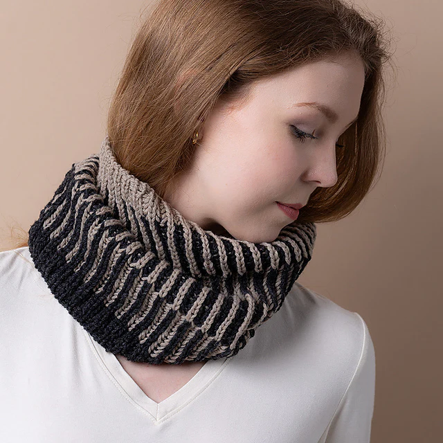 Desert Shade Cowl by Pascuali Designs - Image 6