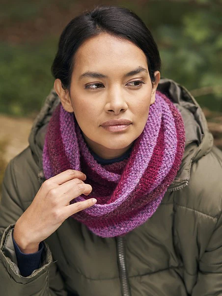 Double Loop Cowl by Florence Spurling
