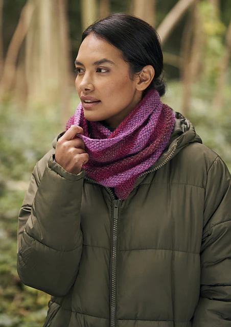 Double Loop Cowl by Florence Spurling - Image 2