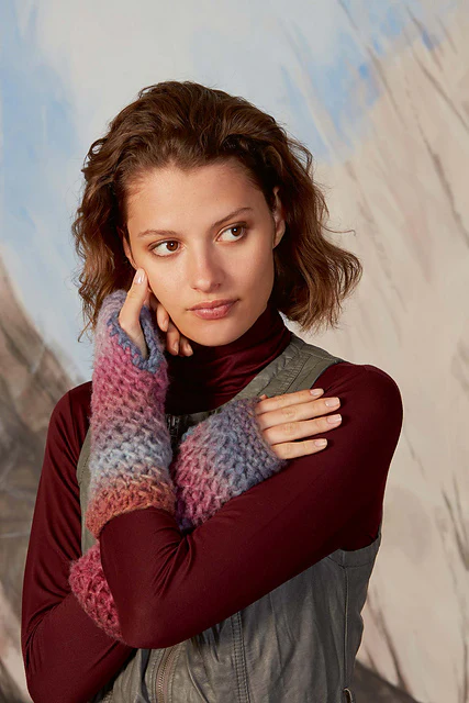 Elena Mitts PTO-061_16 Lang Yarns - Image 3