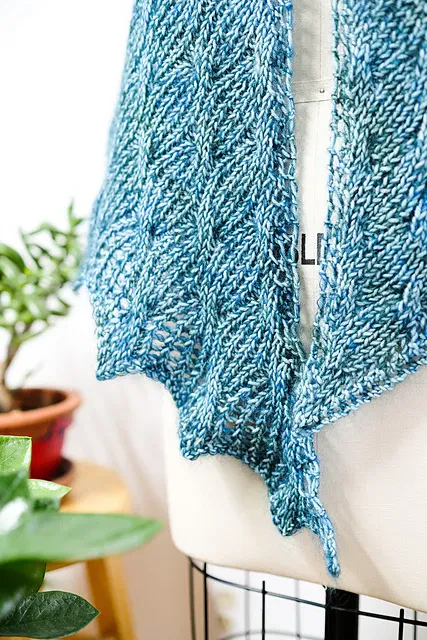 Elion Shawl by Susanna IC - Image 4