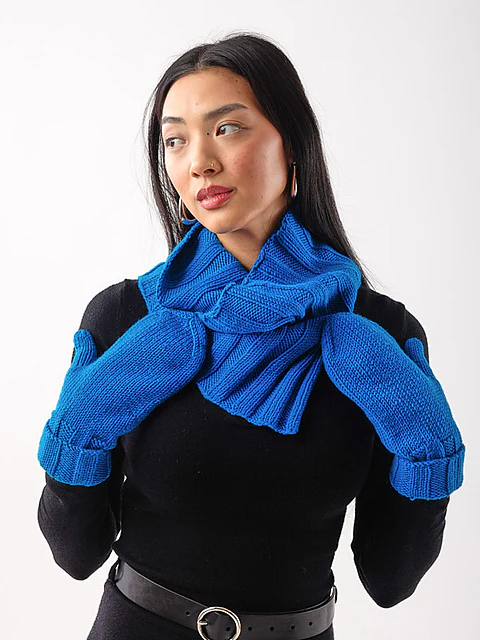Essence Cowl by Åsa Buchta - Image 3