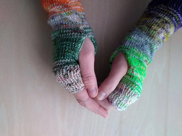 Fast Fade Fingerless Mitts by Molly Klein Design - Image 2