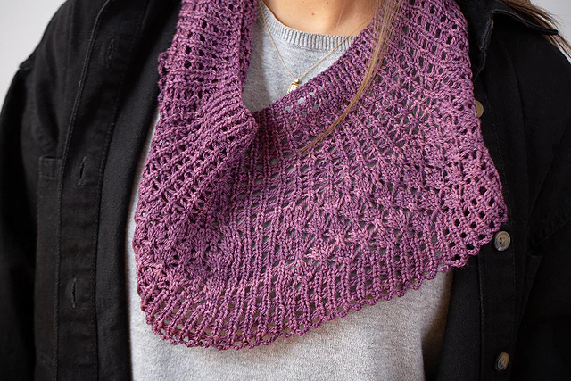 Filigree Cowl by Catherine Salter Bayar - Image 4