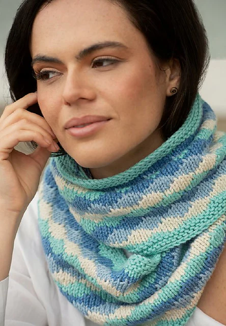 Jade cowl by Mary Lou Egan - Image 3