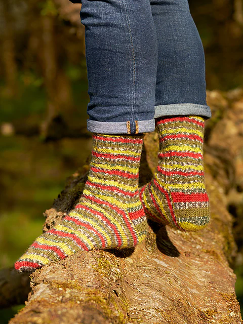 Green Woodpecker Mock Cable Socks by Winwick Mum - Image 2