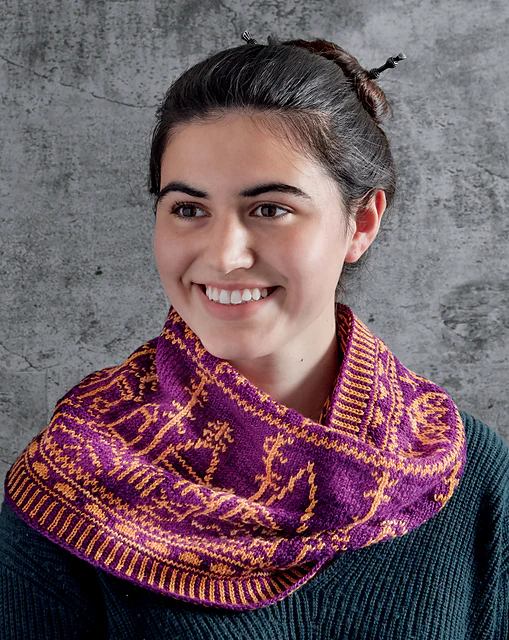 Harry Potter Knitting Magic: More Patterns from Hogwarts & Beyond by Tanis Gray - Image 2