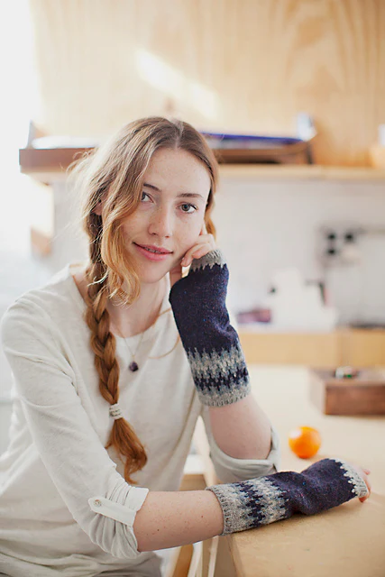 Hege Mitts by Michele Wang - Image 5