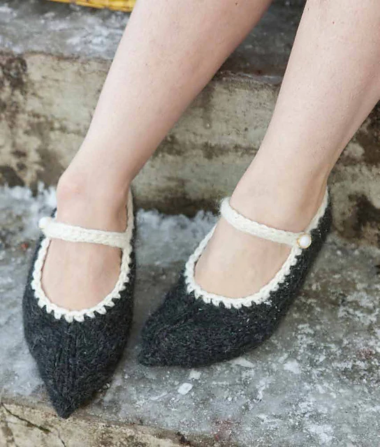 Icelandic Handknits by Hélène Magnússon - Image 20