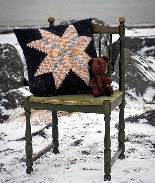 Icelandic Handknits by Hélène Magnússon - Image 3