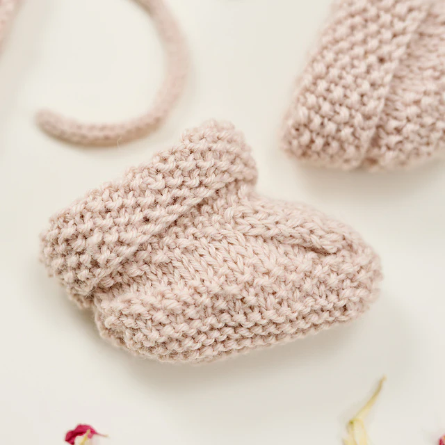 Jemima & Jeremy Hats & Booties by Sarah Hatton - Image 4