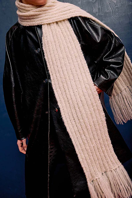 Kerry Scarf by LANGYARNS SWITZERLAND - Image 3