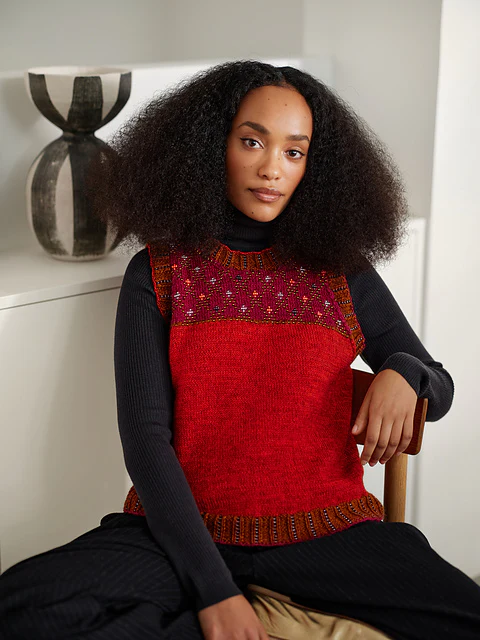 Laine Beaded Colourwork: A Modern Approach to Knitting with Beads by Jeanette Sloan - Image 15