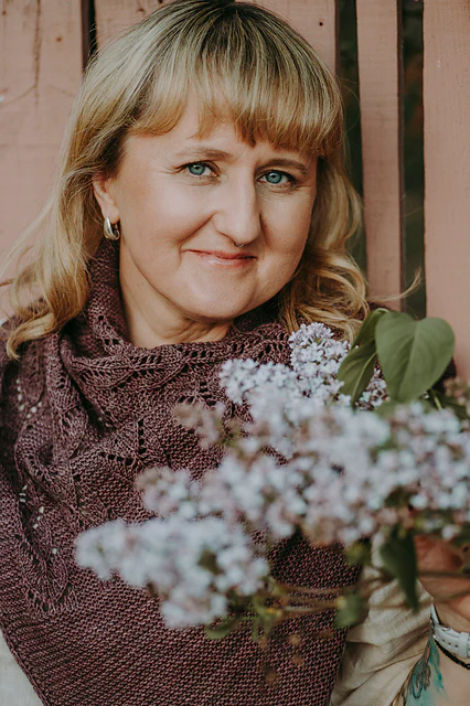 Laine Seasons of Stitches by Justyna Lorkowska - Image 8
