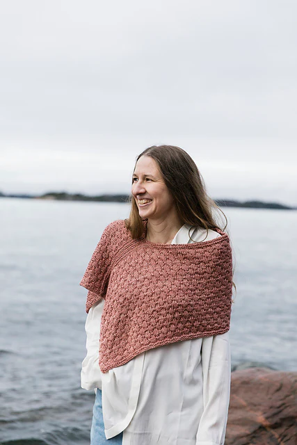 Laine Soothing Stitches Knits for a Quiet Mind by Paulina Kuunsola - Image 12