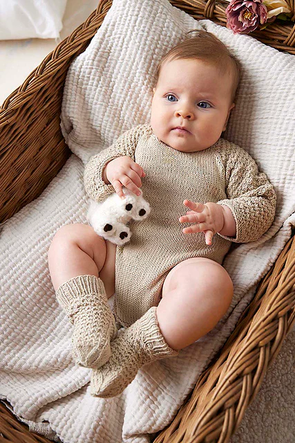 Lang Yarns Punto 83: Baby Cotton Naturally Colored Pattern Booklet - Image 7
