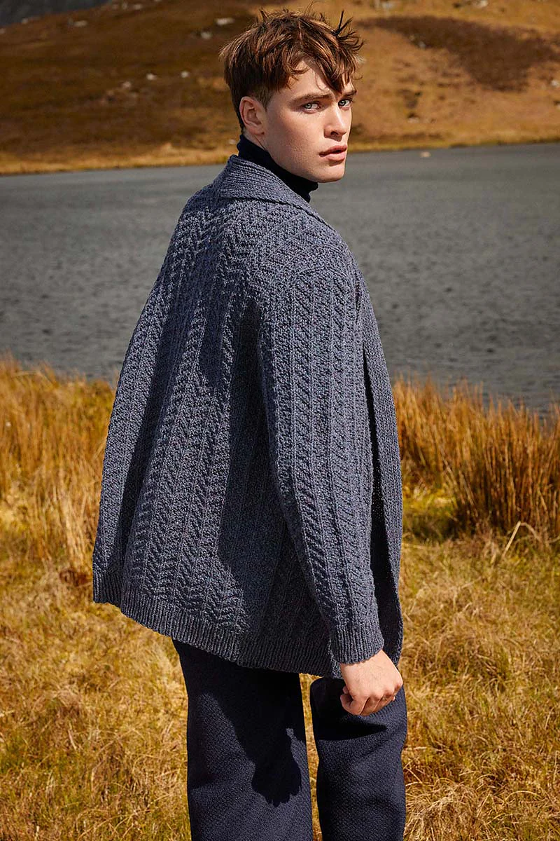 Lang Yarns Punto 87: Spirit of Donegal Pattern Booklet (Fall 25) - Image 18