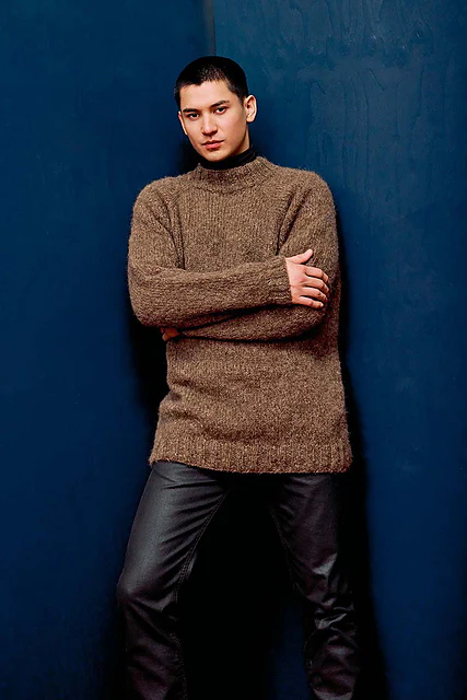 Lang Yarns Punto 89: Baby Lama Pattern Booklet (Fall 25) - Image 3