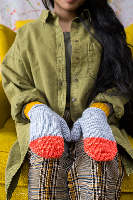 Lexie Mittens by Lindsay Degen - Image 2