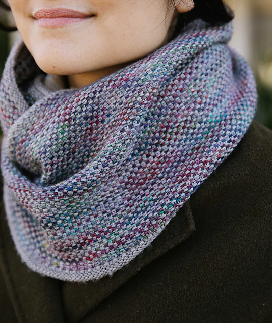 Linen Stitch Scarf & Loop by Churchmouse Yarns and Teas - Image 2