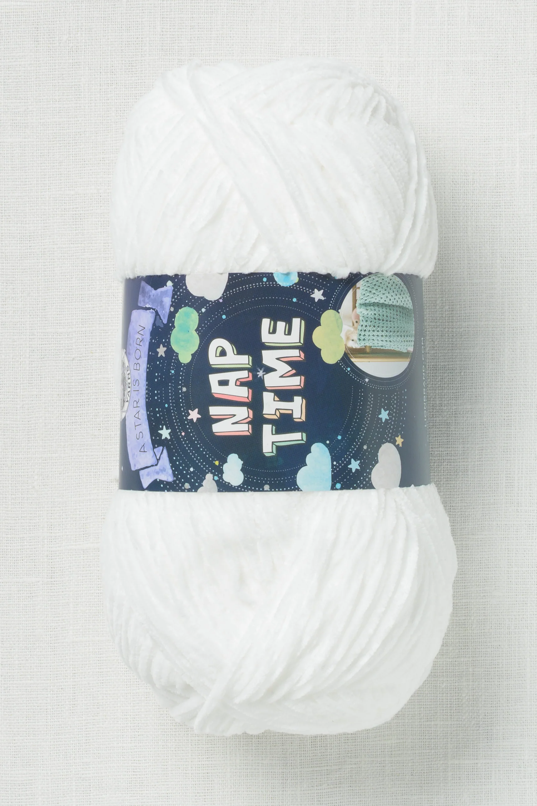 Lion Brand A Star is Born: Naptime 100 White